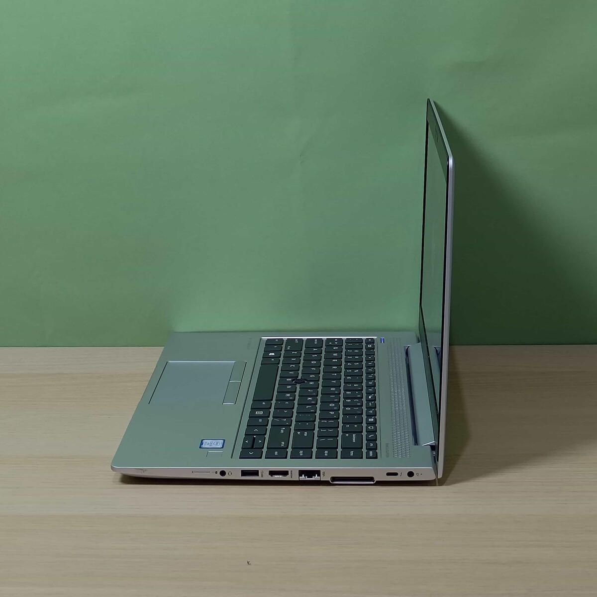 HP Elitebook G6 Samping Kiri Butik Laptop